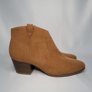 Old Navy Booties Size 8